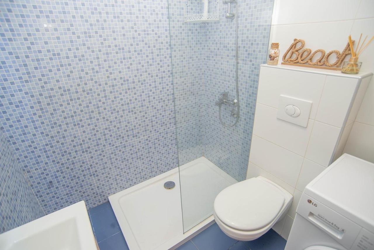 Lovely Apartment At City Quart พอดโกริกา ภายนอก รูปภาพ